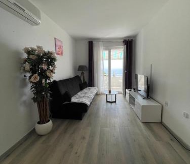 Sveti Stefan Apartment | SEA VIEW APARTMENT