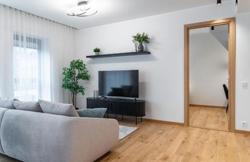 Kalamaja Apartment | Sea View Family Apt in Kalaranna District with Balcony and Free Parking