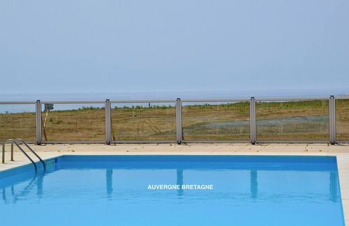 Guidel Apartment | Sea view Guidel beach heated pool gite le Cyrano auvergne-bretagne
