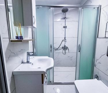 Eski Lara Apartment | Sea View Luxury Near Akra Hotel