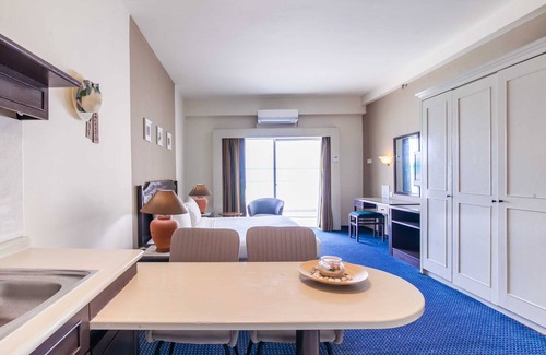 Tanjung Bungah Apartment | Sea View Paradise