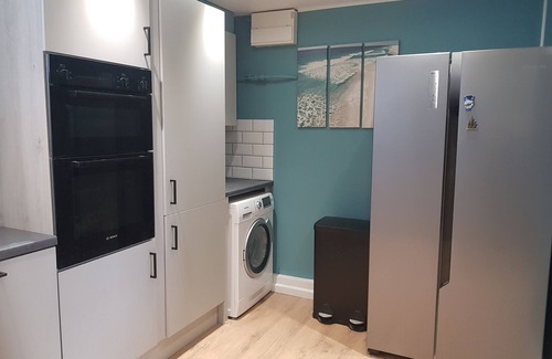 Saundersfoot House | Sea views. Hot Tub. Sleeps 7 Saundersfoot , 7 mins walk to village, seafront.