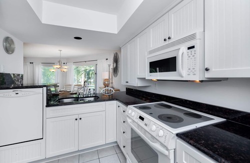 Spinnaker Beachhouses Villa | Seabrook Exclusives | 783 Spinnaker Beach
