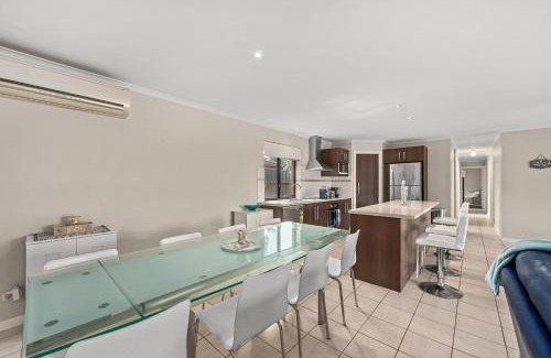 Aldinga Beach House | Seacret Oasis - Alding Beach - C21 SouthCoast Holidays