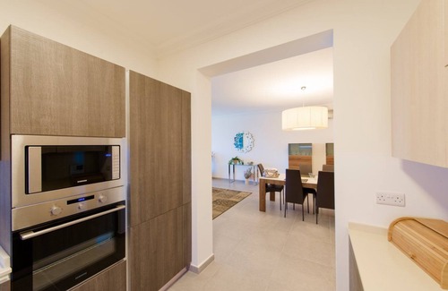Sliema Apartment | Seafront Luxury APT With Pool