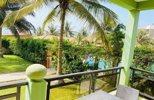 Kerr Serign Apartment | Seafront Residence