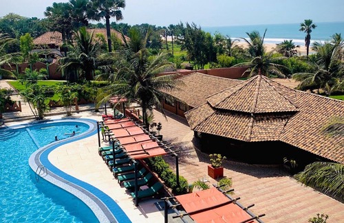 Kerr Serign Apartment | Seafront Residence