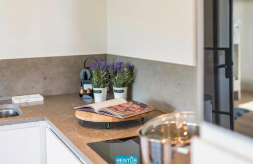 Oostduinkerke-Bad Apartment | Sealine - modern apartment at 100m from the beach