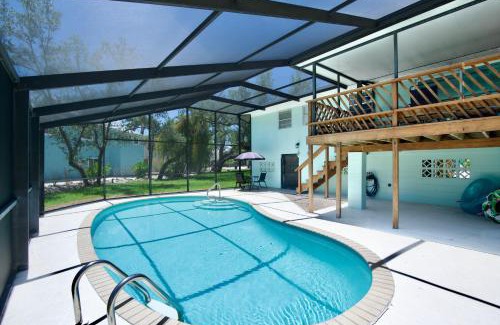 Mid Island House | Seashell Blue by Sun Palace Vacations