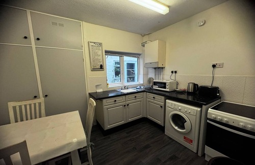 Combe Martin Apartment | SEASIDE Apartments| One Bed Apartment (4 Guests)