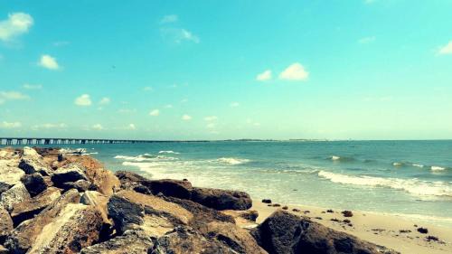 San Luis House | Seaside Front & Center Dolphin Watching