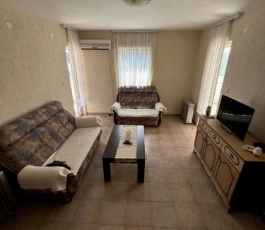 Zeljeznica Apartment | Seaside Ilino