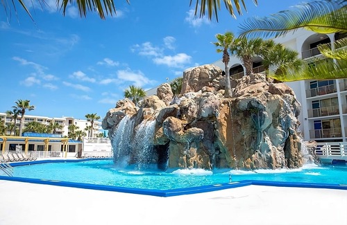 Fort Walton Beach Hotel | Seaside Serenity with Beachfront Elegance Near Destin History and Fishing Museum
