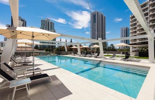 Broadbeach Apartment | Seaside Serenity Broadbeach Ocean view Paradise