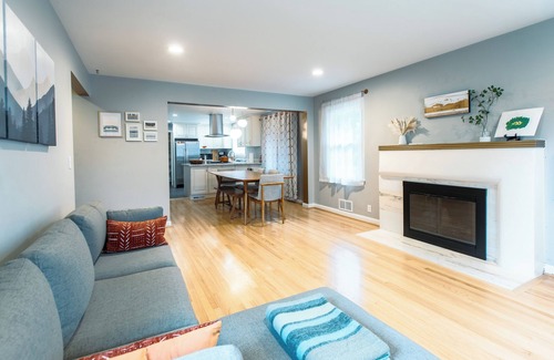 North Beacon Hill House | Seattle Bungalow by the Park — 4 Bedroom Home for the Whole Family