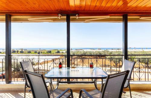 Agrilos Apartment | Seaview & Nature Retreat - Filiatra's Cozy Hideaway