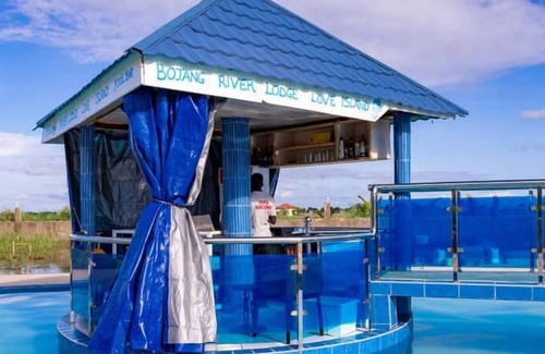 Bakau Apartment | Seaview Room - Sleeps 3 - Cape Point - Bakau