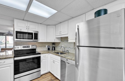 Folly Field Condo | Seawatch at Island Club