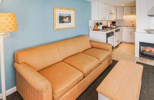 Dennis Port Apartment | Seawinds II