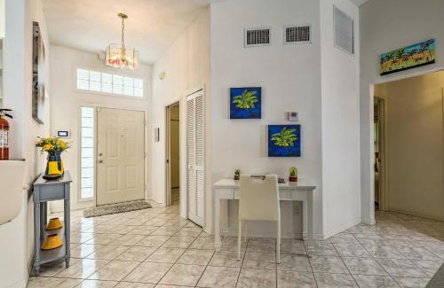 Sebastian Highlands House | Sebastian Home with Lanai and BBQ about 7 Mi to Beach