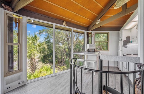 Saint Helena Island House | Secluded 2 Bedroom Treehouse w/Spectacular Marsh Views, 873 Fiddlers Ridge