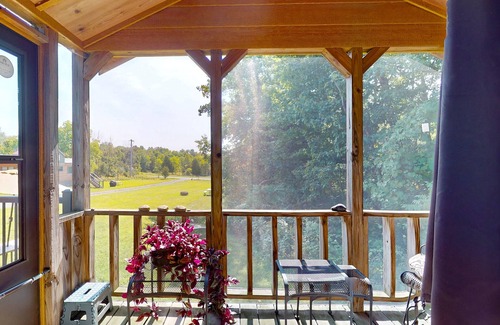 Hector House | Secluded dog-friendly home with loft, firepit, grill, deck, streaming, kitchen