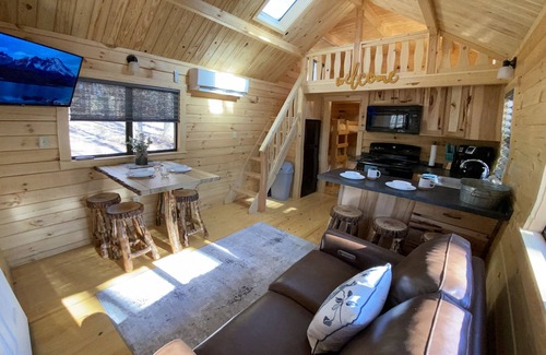 Logan Cabin | Secluded Log Cabin with Premium Hot Tub under Gazebo