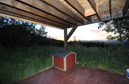 Kamas Cabin | Secluded Mountain Cabin with Amazing Views