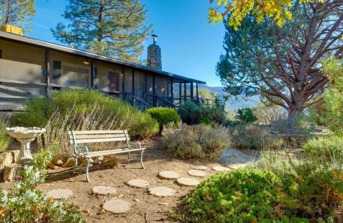 North Fork House | Secluded Mountain Hideaway Less Than 8 Miles to Bass Lake!