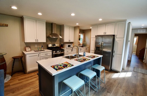 Bath House | Secluded Retreat - Kamp Keuka - Colorful & Spacious 3BR Getaway in Wine Country