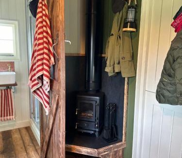 Woodbridge Other | Secret Paddock Shepherds Hut
