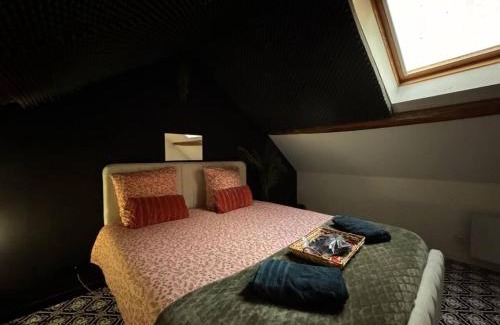 Souppes-sur-Loing Apartment | Secret Room Elegance, mystère et intimité