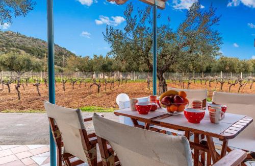 Pylos-Nestoras Apartment | Secret Summer Havens - Perfectly Secluded Getaways