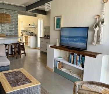 Jeffreys Bay Apartment | Secrets 3