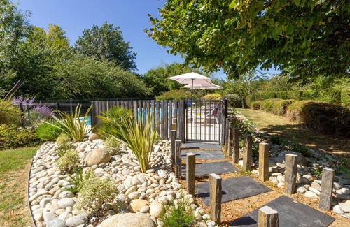 Bourgougnague House | Secure gated and fenced pool, quiet rural location, Air Con. Near historic towns