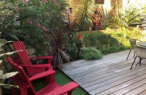 Arcachon Apartment | Secure new T3 with garden for 4 people + parking - near beach & town center