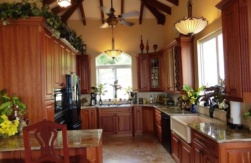 Wesley Will Villa | See our Christmas in Paradise Special! This is the perfect place for you!