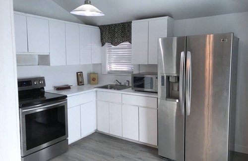 Buena Vista Villa | Selah 5th Avenue City Home in Miami Close to Design District, Wynwood #artbasel