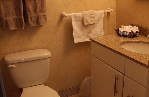Blind Bay House | Selah Retreat Guesthouse B&B - "Defining Tranquility, Beauty and Excellence!"