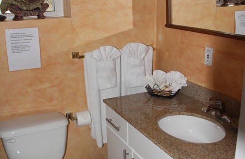 Blind Bay House | Selah Retreat Guesthouse B&B - "Defining Tranquility, Beauty and Excellence!"