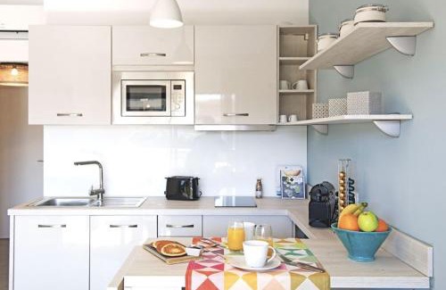 La Faviere Apartment | SELECT'SO HOME - Résidence Le Bella Vista - Piscine sur le toit et vue panoramique - Prestations de qualité & Services Hôteliers - BV31B