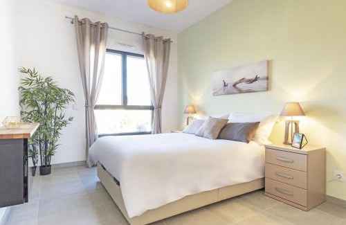 La Faviere Apartment | SELECT'SO HOME - Résidence Le Bella Vista - Piscine sur le toit et vue panoramique - Prestations de qualité & Services Hôteliers - BV31B
