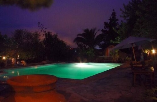 Alfarrobeira Cottage | Self catering Quinta Alfarrobeira for 2 people