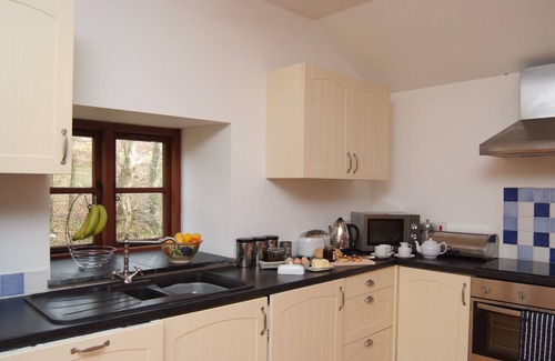 Trewen Cottage | Self Catering Rural Farm Cottage + Heated Pool Cornwall