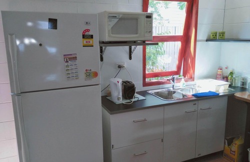 Parramatta Park House | Self Contained Studio - Air-conditioned WiFi