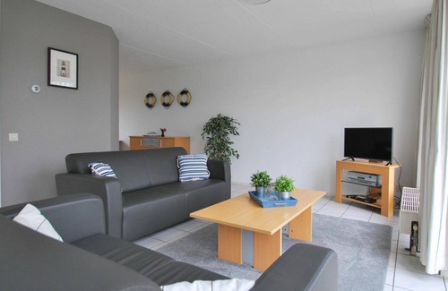 Makkum House | Semi-detached bungalow at open water