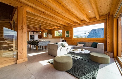 La Toussuire House | Semi-detached chalet near the slopes with sauna