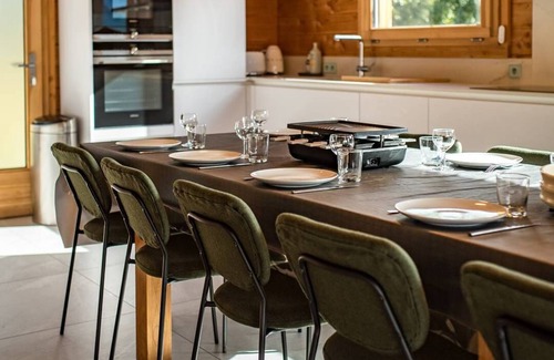 La Toussuire House | Semi-detached chalet near the slopes with sauna