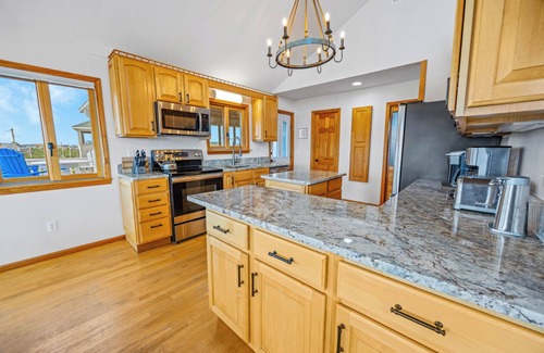 Waves House | Semi-Oceanfront Dog Friendly w/Private Pool, Hot Tub, Game Room, and Tiki Bar