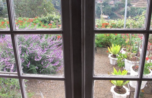 Hawa Eliya Villa | Senani Colonial Holiday Bungalow/discount of 25% for weekly stay